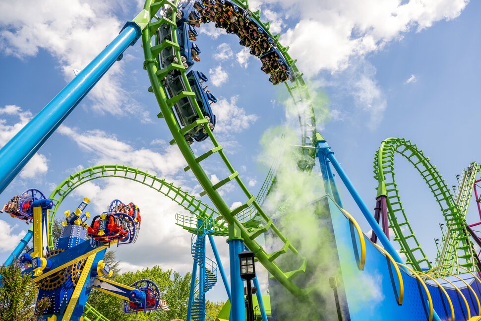 8 Top Amusement Parks in the US for a Family Vacation